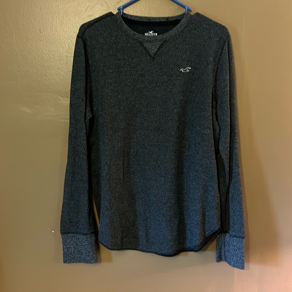 Men’s Hollister Waffle Ling Sleeve Shirt
